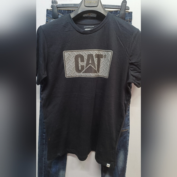 Caterpillar crew - Picture 3 of 5